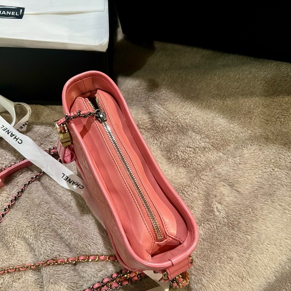 Chanel Gabrielle Pink - Picture 3 of 10